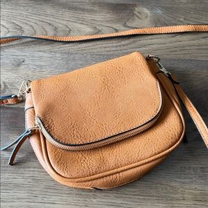 Moda Luxe Women's Crossbody Small Purse